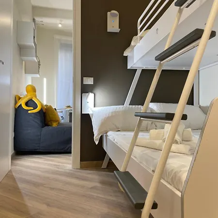 Apartment Happy Family Incantesimo Genoa